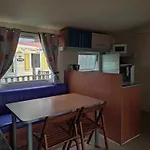 Zecamping 3 Etoiles Toboggans Et Piscine Alpehytte