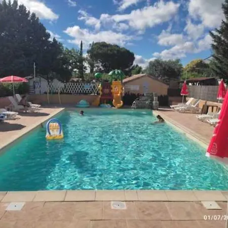 3 Etoiles - Piscine - Eebicc Chalé
