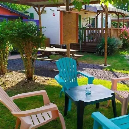 Chalé 3 Etoiles - Piscine - Eebicc Massillargues-Attuech