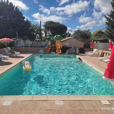 Horská chata Zecamping 3 Etoiles Toboggans Et Piscine