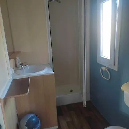 Zecamping 3 Etoiles Toboggans Et Piscine Horská chata