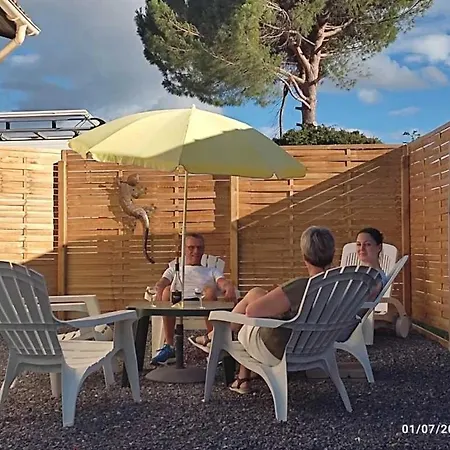 Zecamping 3 Etoiles Toboggans Et Piscine *