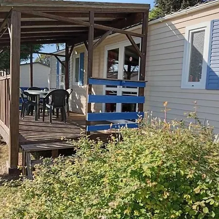 Horská chata Zecamping 3 Etoiles Toboggans Et Piscine Massillargues-Attuech