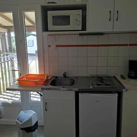 Chalet Zecamping 3 Etoiles Toboggans Et Piscine
