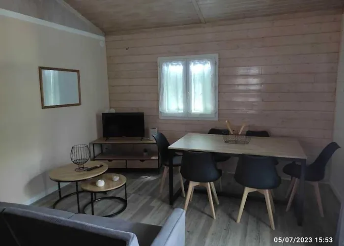 3 Etoiles - Piscine - Eebicc Dağ evi *