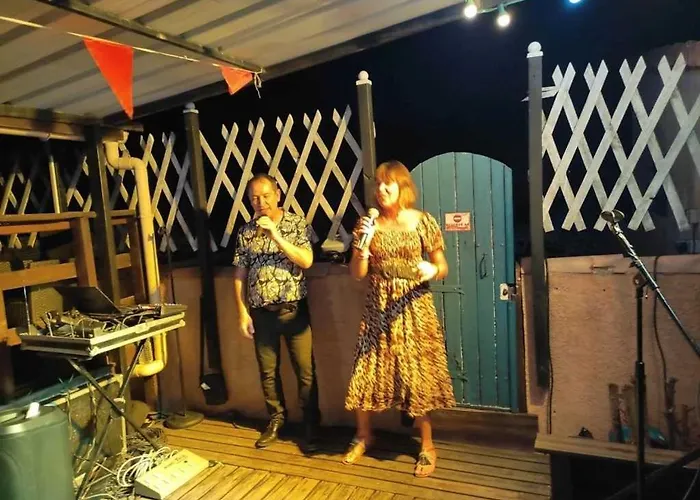 Chalet 3 étoiles - Piscine - Eebicc *