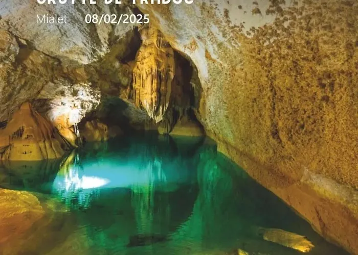 3 Etoiles - Piscine - Eebicc Dağ evi *